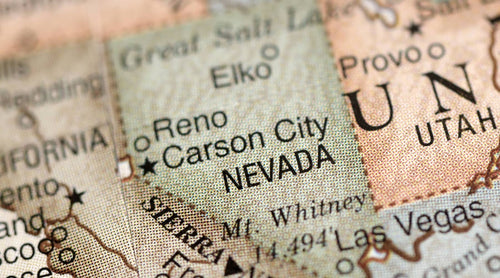 Map showing Nevada State. Shows carson city, las vegas, reno, elko, Mt Whitney, Utah, Sierra Nevada mountains, great salt lake dessert, grand canyon.
